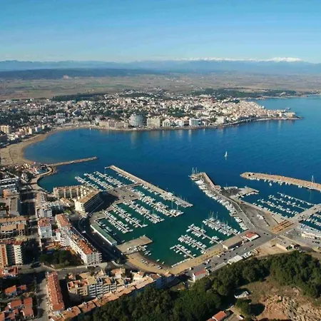 Apartment Olympia With Jacuzzi L'Escala